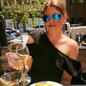 Meet your Posher, Sara